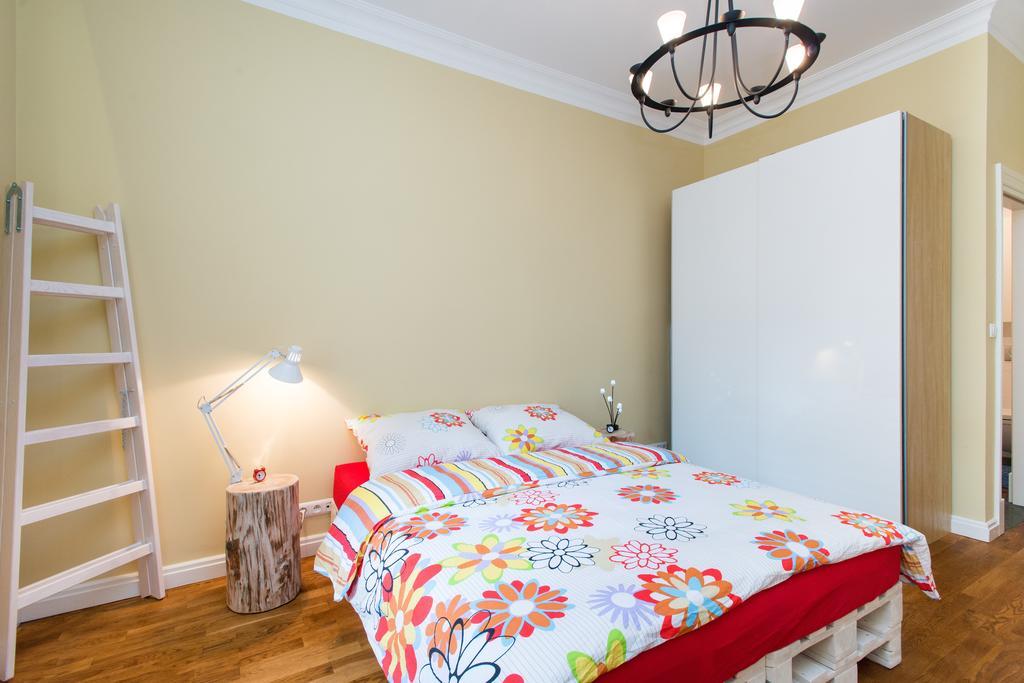 Style4Rent Sunny Old Town Apartments Krasków Rom bilde